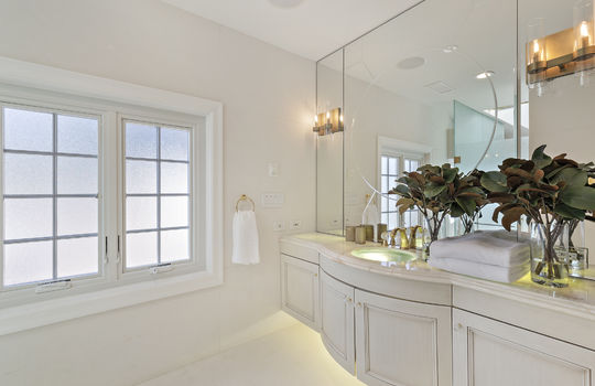 floor_2_master_room-61