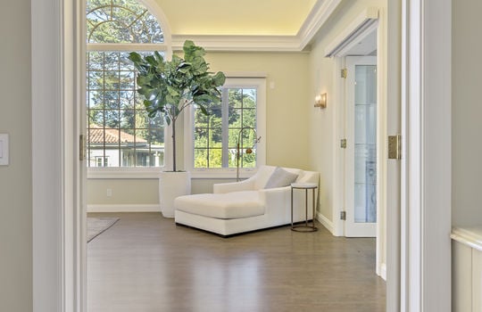 floor_2_master_room-87