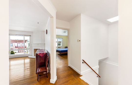 hallway0004