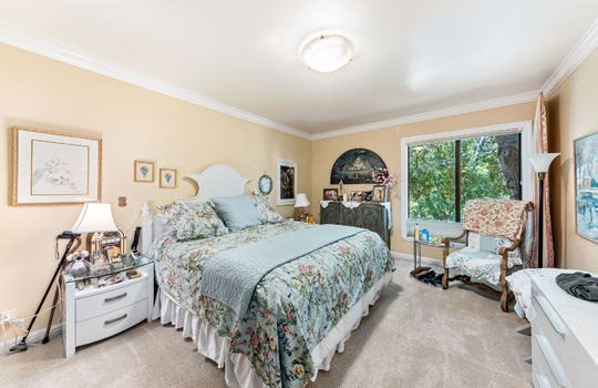 primarybedroom0001