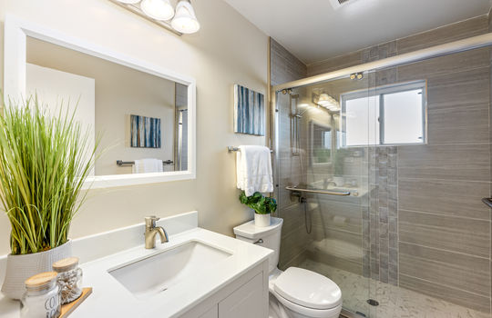primarybedroomsuite0028