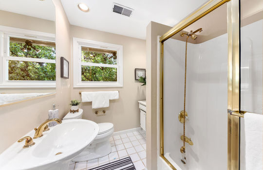 bathroom021
