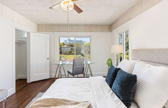 bedroom1023