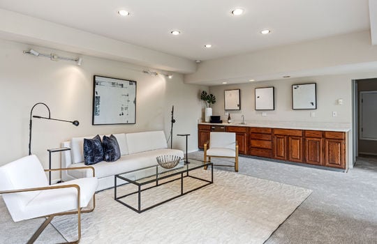 downstairsfamilyroom010