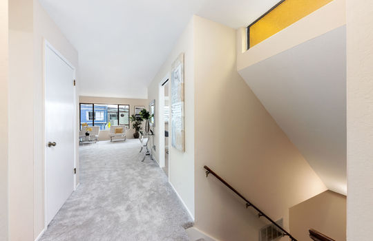hallway038