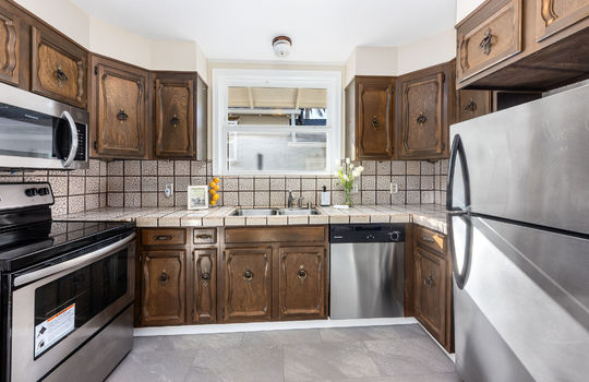 kitchen011