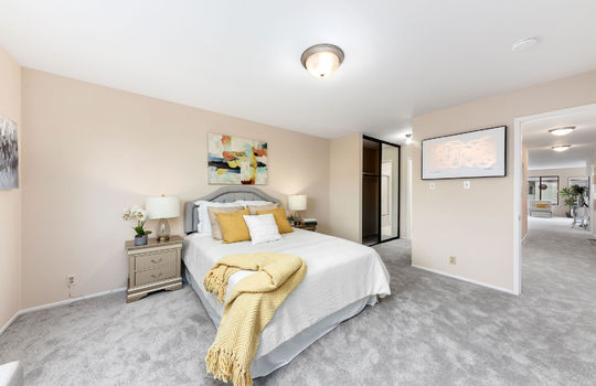 primarybedroom054