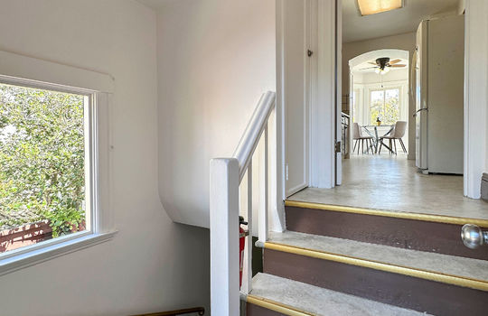 stairstogarage-1