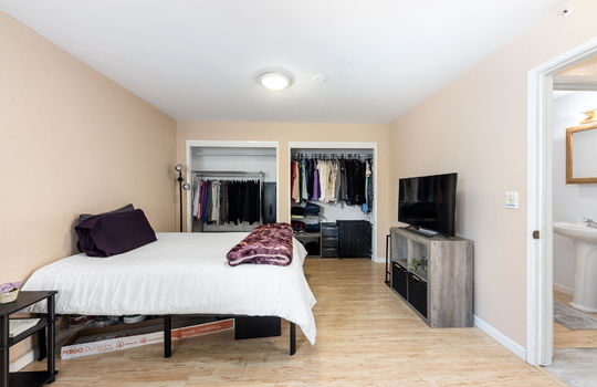 bedroom16