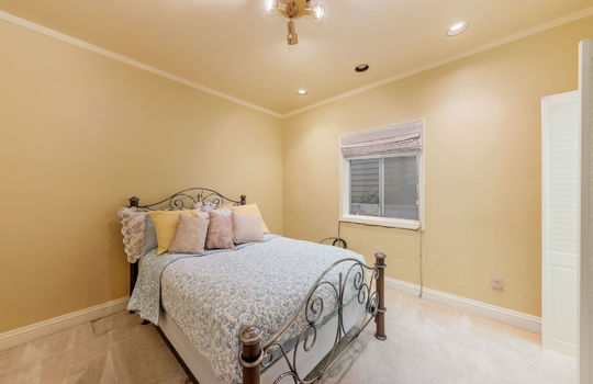 bedroomdownstairs021