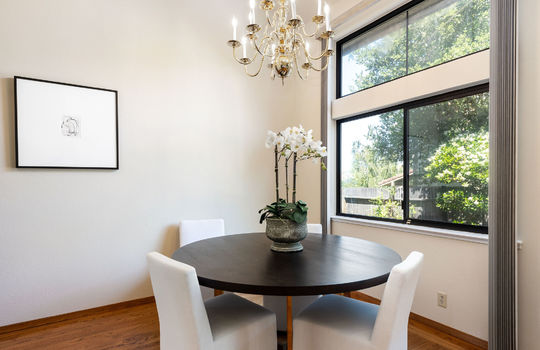 diningroom09