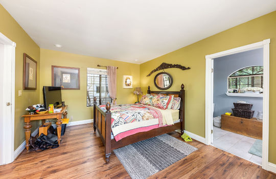 primarybedroom003