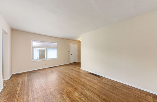 907hemlockave53