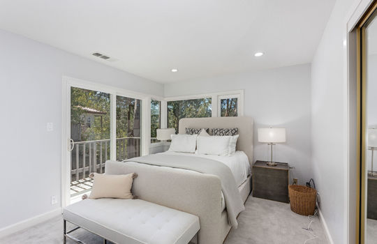 bedroom537