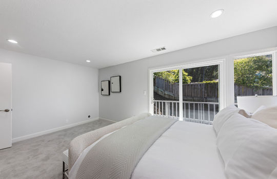 bedroom538