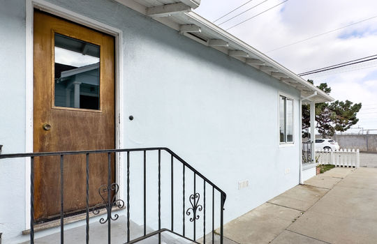 exteriorhemlockave75