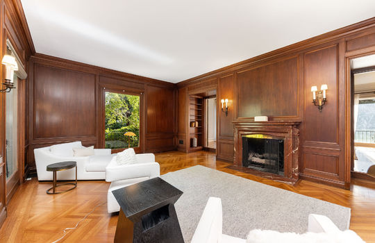 familyroom018