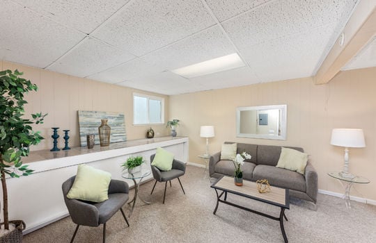 lowerlevelfamilyroom24