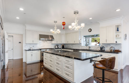 kitchen056