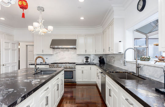 kitchen057