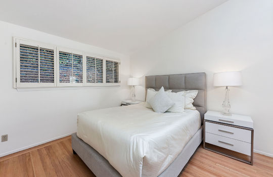 bedroom131