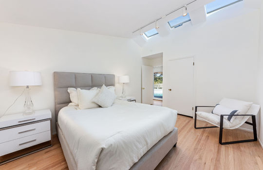 bedroom132