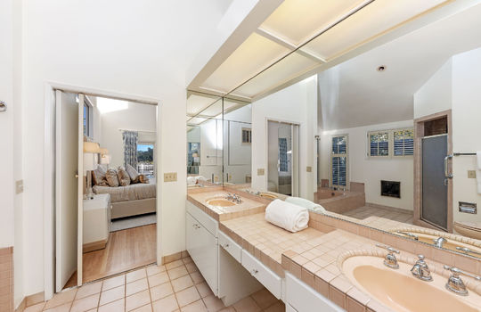 primarybedroomsuite47