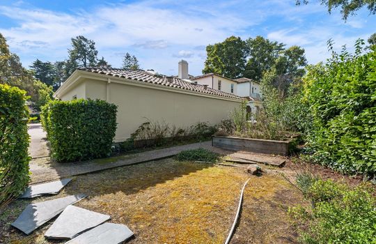 111-web-or-mls-ONA04710