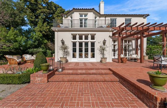 121-web-or-mls-ONA04825