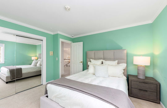 1520LosMontesDr12