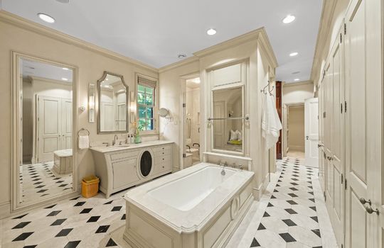 76-web-or-mls-ONA04320