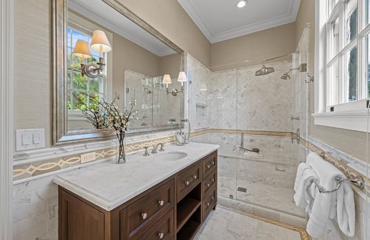 92-web-or-mls-ONA04630