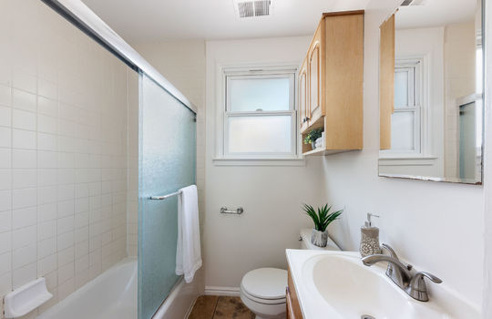 bathroom14