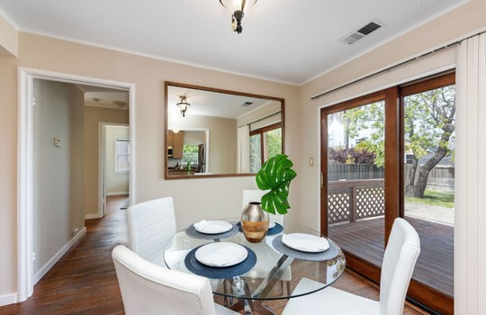 diningroom08
