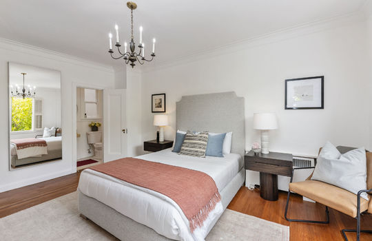 bedroom2floor259
