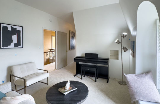 bedroom3rdfloor44
