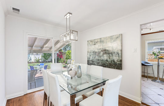 diningroom05