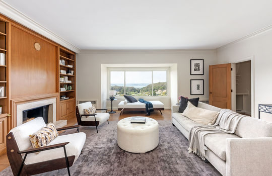 familyroomfloor362