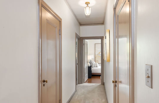 hallwayfloor247
