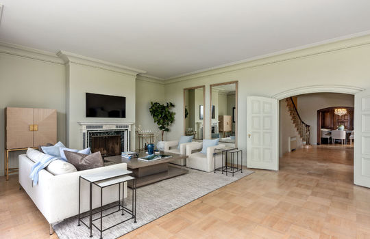 livingroomfloor133