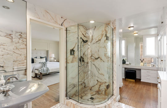 primarybedroomfloor243
