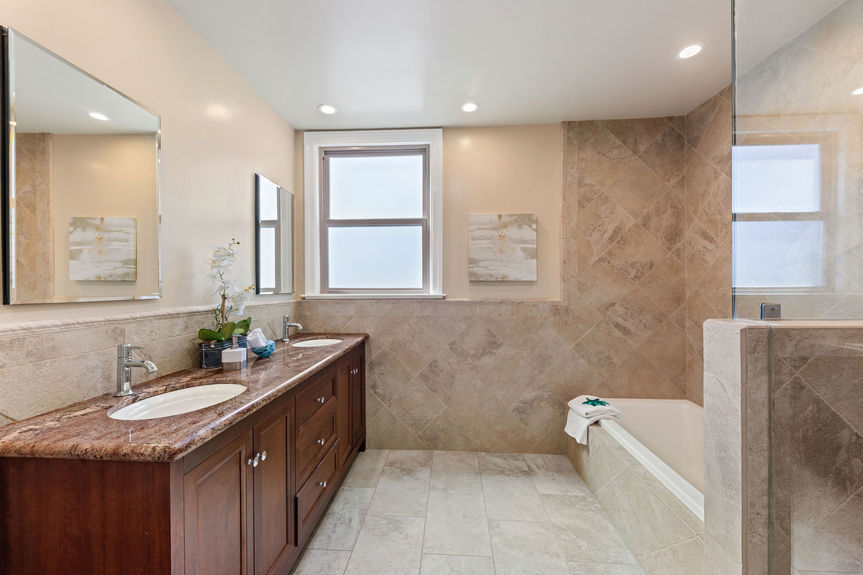 bathroom24