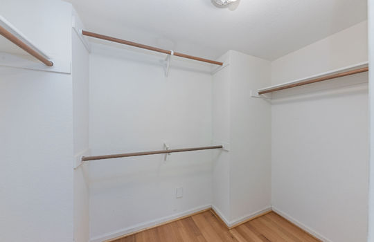 bedroom3upstairs40
