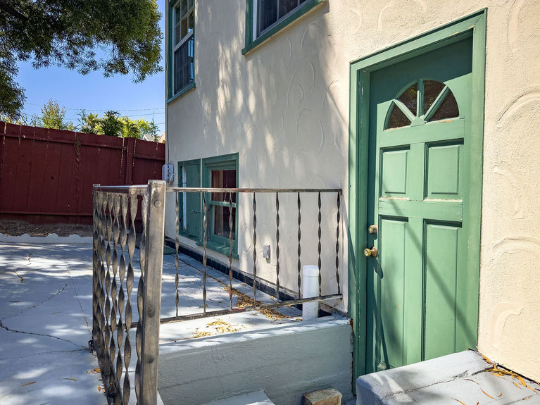exterior-14