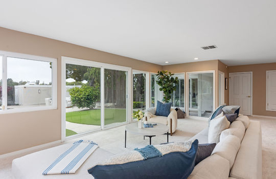 familyroom08