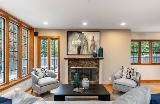 familyroom251