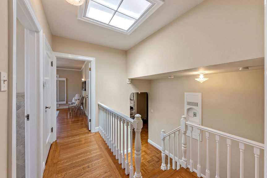 hallway19