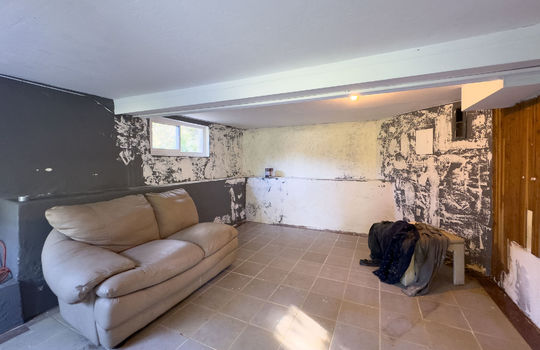 unitunderthehouse25