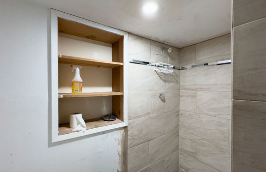 unitunderthehouse28