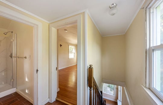 upstairshallway21